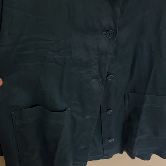 New with tags. Eileen Fisher Linen top, dark blue-green Size Smalll - Picture 4 of 6